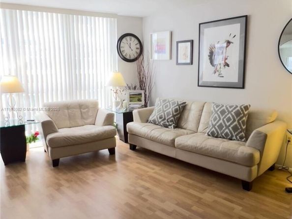 1228 West Ave 911, Miami Beach FL 33139