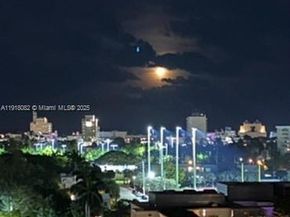 1228 West Ave 911, Miami Beach FL 33139