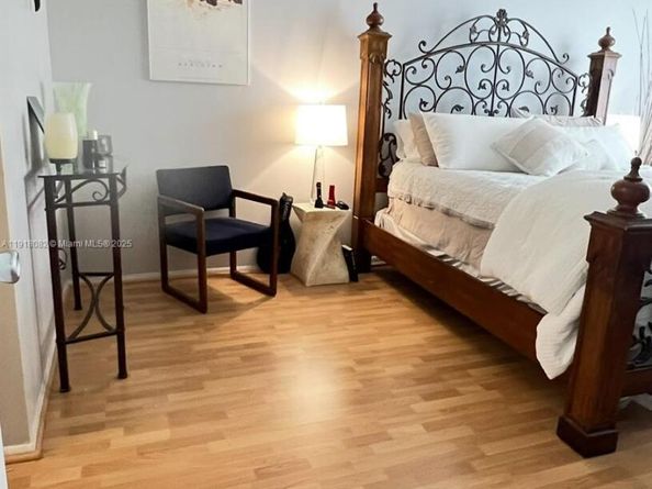 1228 West Ave 911, Miami Beach FL 33139