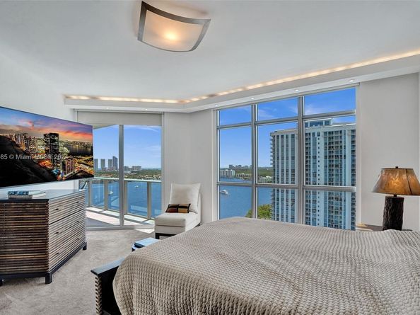 17301 Biscayne Blvd 1803, North Miami Beach FL 33160