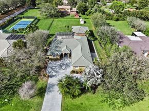 12343 NW 19th St, Plantation FL 33323