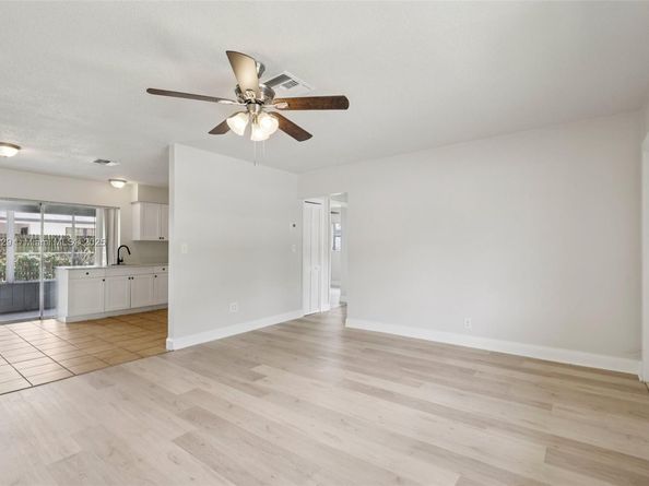 1630 SW 32nd Ct, Fort Lauderdale FL 33315