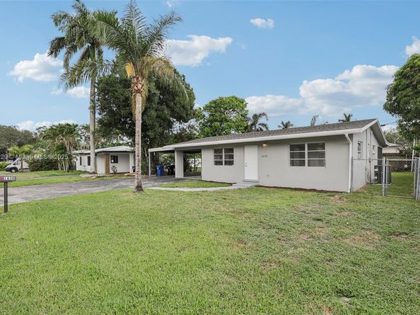 1630 SW 32nd Ct, Fort Lauderdale FL 33315