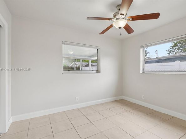 1630 SW 32nd Ct, Fort Lauderdale FL 33315