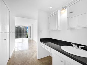 1915 Brickell Ave C1213, Miami FL 33129
