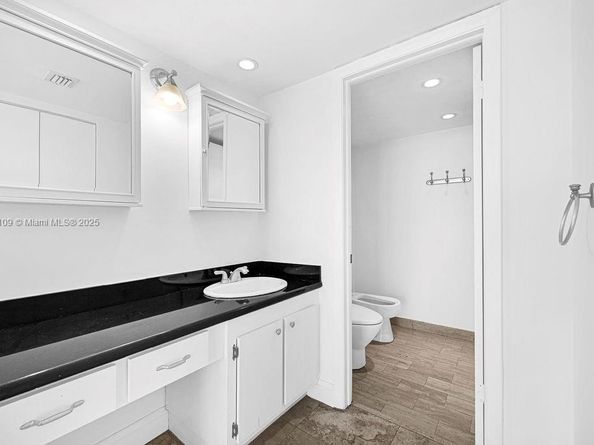 1915 Brickell Ave C1213, Miami FL 33129