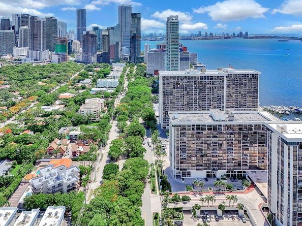 1915 Brickell Ave C1213, Miami FL 33129