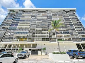 1915 Brickell Ave C1213, Miami FL 33129