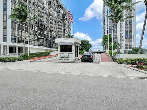 1915 Brickell Ave C1213, Miami FL 33129
