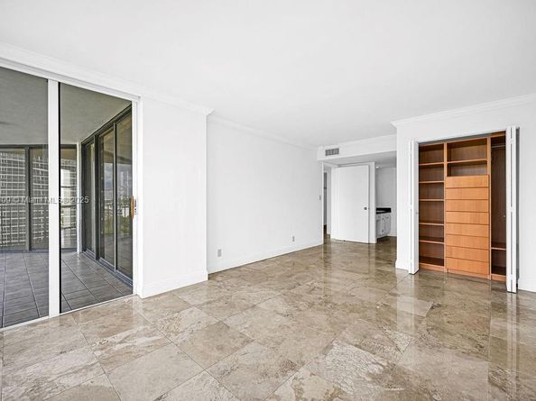1915 Brickell Ave C1213, Miami FL 33129