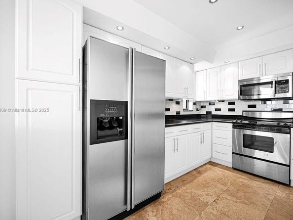1915 Brickell Ave C1213, Miami FL 33129