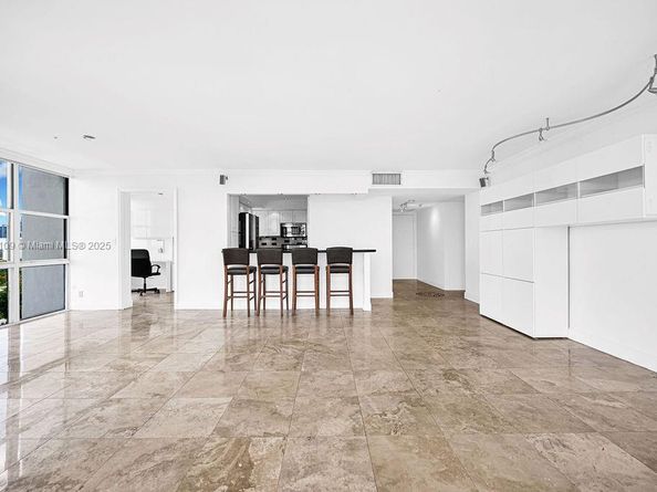1915 Brickell Ave C1213, Miami FL 33129