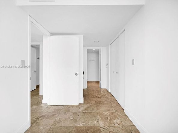 1915 Brickell Ave C1213, Miami FL 33129