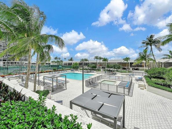 1915 Brickell Ave C1213, Miami FL 33129