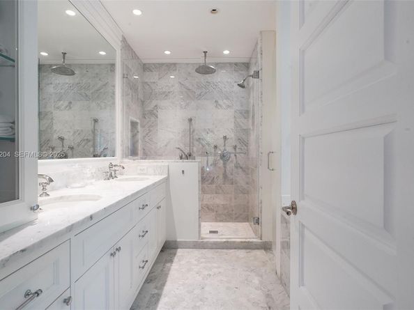 10121 E Broadview Dr, Bay Harbor Islands FL 33154