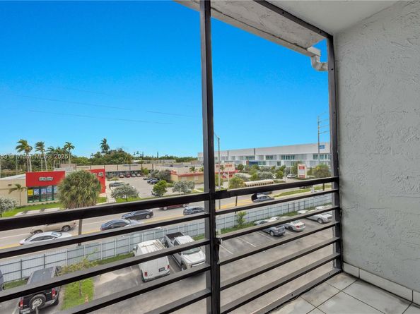 13500 NE 3rd Ct 419, North Miami FL 33161