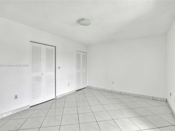 13500 NE 3rd Ct 419, North Miami FL 33161
