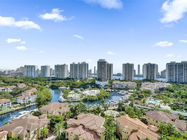 1000 W Island Blvd 1909, Aventura FL 33160