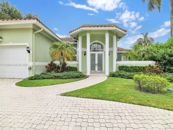 6622 Newport Lake Cir, Boca Raton FL 33496