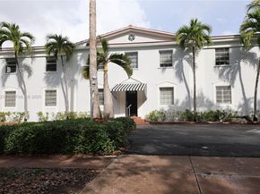 73 Edgewater Dr 3, Coral Gables FL 33133