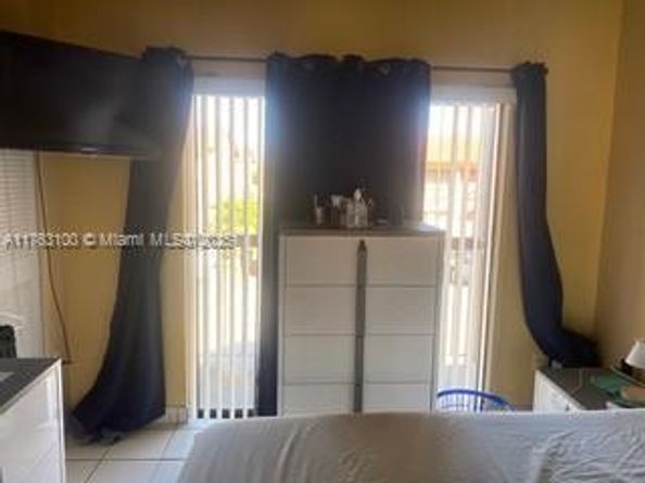 1925 SW 107th Ave 208, Miami FL 33165