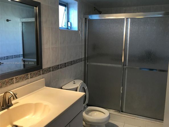 3551 NE 169th St 112, North Miami Beach FL 33160