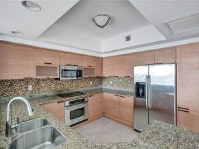 14951 Royal Oaks Ln 806, North Miami FL 33181