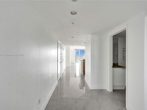 14951 Royal Oaks Ln 806, North Miami FL 33181