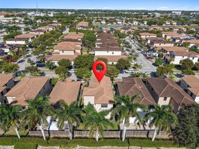 2380 NE 1st St, Homestead FL 33033