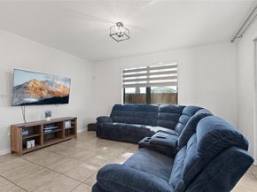 2380 NE 1st St, Homestead FL 33033