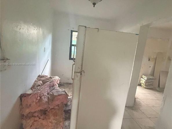 2281 NW 153rd St, Miami Gardens FL 33054