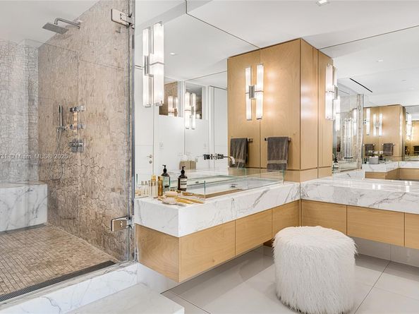 5134 Fisher Island Dr 5134, Miami Beach FL 33109