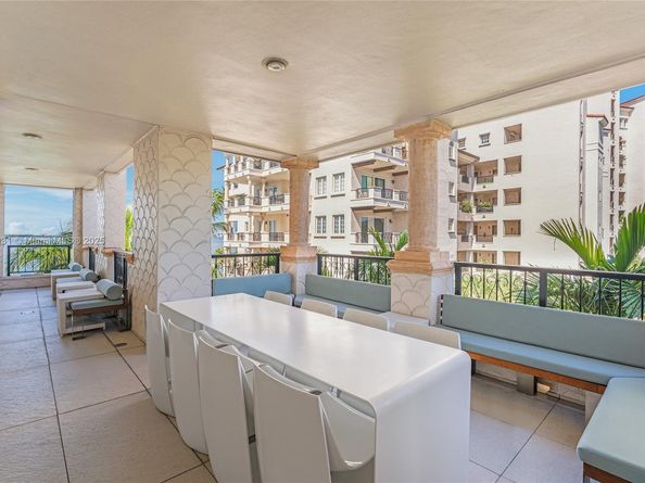 5134 Fisher Island Dr 5134, Miami Beach FL 33109