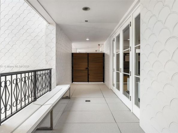5134 Fisher Island Dr 5134, Miami Beach FL 33109