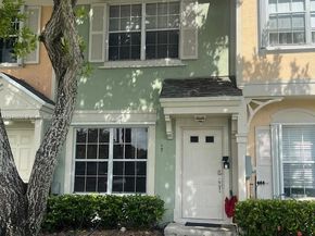 17 Simonton Cir 17, Weston FL 33326