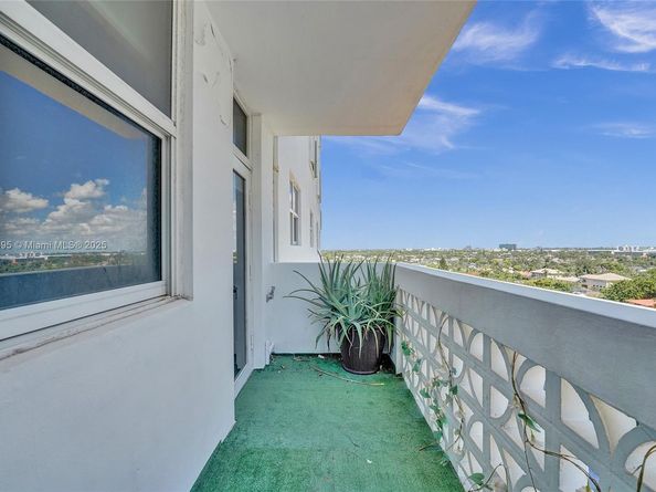 4250 Galt Ocean Dr 9C, Fort Lauderdale FL 33308