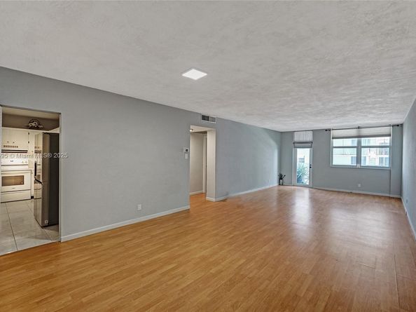 4250 Galt Ocean Dr 9C, Fort Lauderdale FL 33308