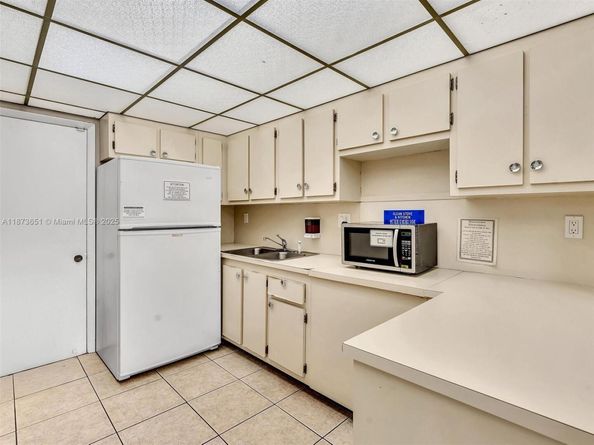 2524 NW 104th Ave 308, Sunrise FL 33322