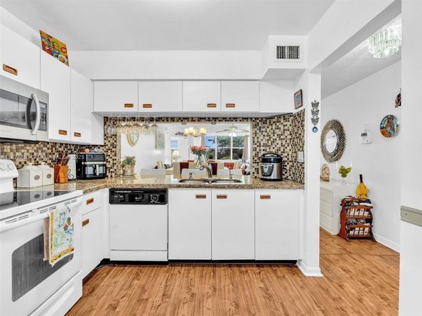 2524 NW 104th Ave 308, Sunrise FL 33322