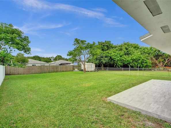 12254 SW 217th St, Miami FL 33170