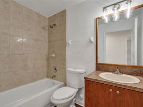 12254 SW 217th St, Miami FL 33170