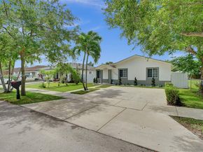 12254 SW 217th St, Miami FL 33170