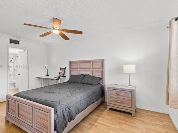 Undisclosed Address #A11905857, Coral Springs FL 33065