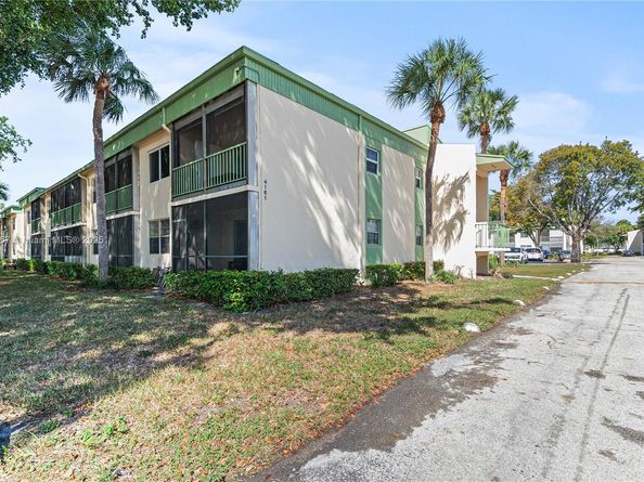 Undisclosed Address #A11905857, Coral Springs FL 33065