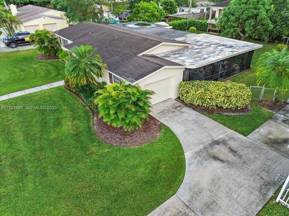 232 NW 15th St, Homestead FL 33030