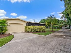 232 NW 15th St, Homestead FL 33030