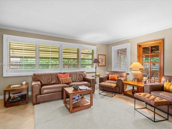 232 NW 15th St, Homestead FL 33030