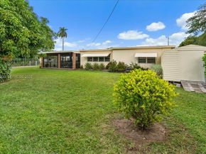 232 NW 15th St, Homestead FL 33030