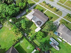 232 NW 15th St, Homestead FL 33030