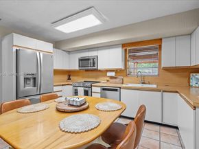 232 NW 15th St, Homestead FL 33030